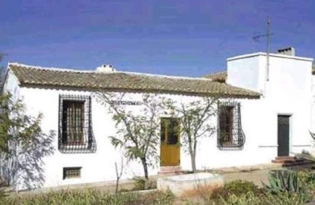 Country House 'Miramontes' with Mountain View, Private Terrace and Air Conditioning