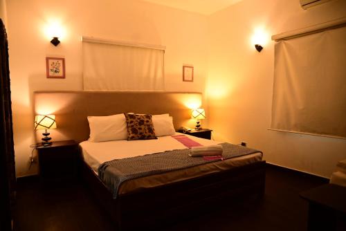 Hotel Heavenly Stays