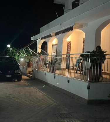 Ferien Villa Zitronen, Oliven, Sonne und Meer vor dem Haus