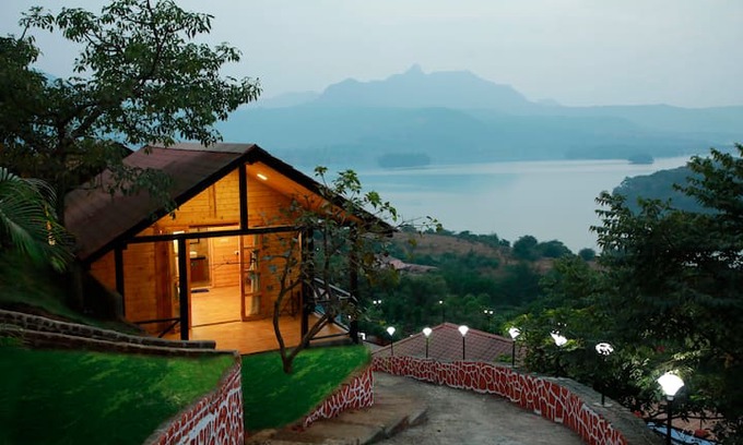 Lonavala Resort | Sunnyside Cottage with lake view