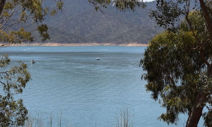 Taylor Bay House | Deep Water Retreat - Lake Eildon Holiday Rentals