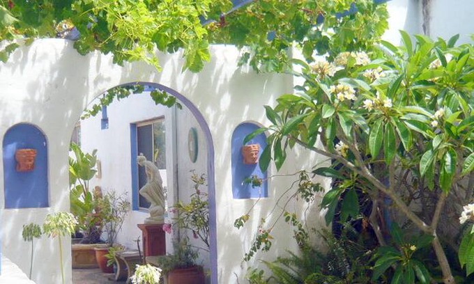 Prevelly Apartment | Mediterranean Apt (sleeps 6) Beach-Spacious-Views