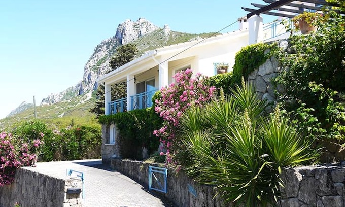 Karaman Villa | Mandevilla, the house with a view!