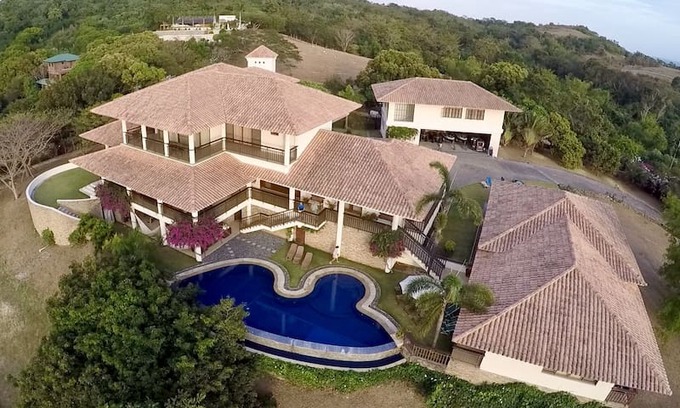 Calatagan Villa | Beach House in Calatagan Batangas with Great Views