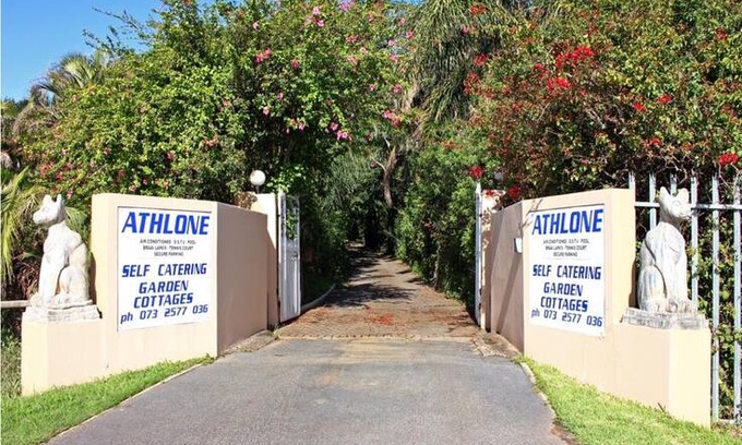 Gonubie Cabin | Athlone Guest Cottages in Gonubie, East London