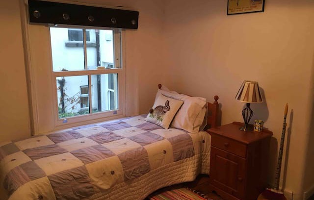 Rathmines House | Quiet single room in my home in Ranelagh. Fáilte.
