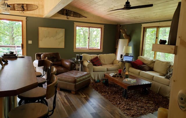 Panora House | The Treehouse at Lake Panorama