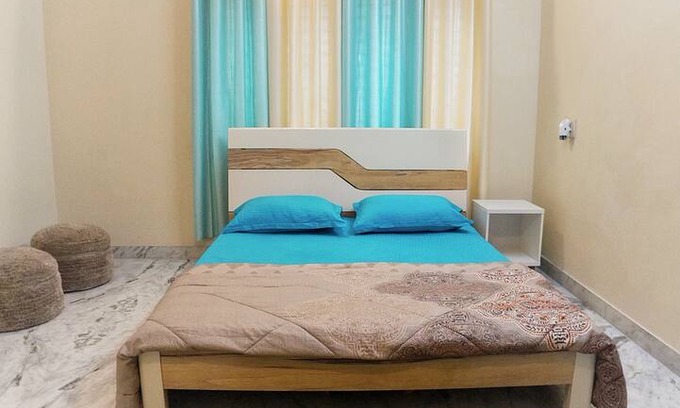 Koramangala 1A Block House | Private Spacious Room In HomeSlice Meadows