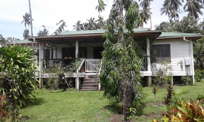 Northern Division House | Vusaratu Village.