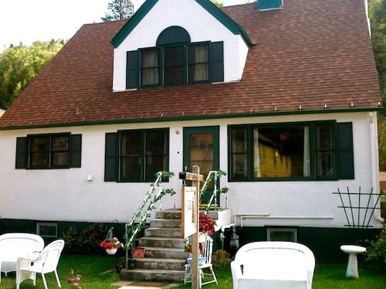 Deadwood House | The Tucker Inn, Top Floor Suite