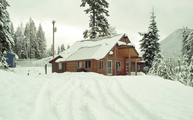 Noxon Cabin | Gorge View Cabin on the Clark Fork