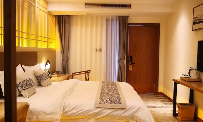 Wuyishan Hotel | 武夷山印主题温泉别墅客栈【豪华温泉大床房8】