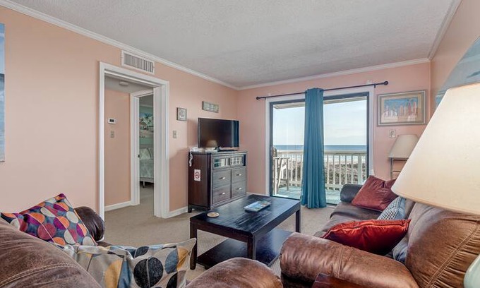 Emerald Isle Apartment | A 204 Point Emerald Villas- at The Pointe