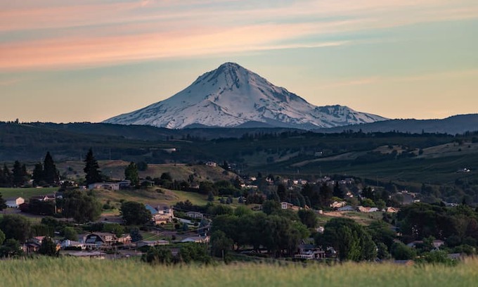 The Dalles House | The Dalles "Mountain View" Airbnb with Free Wi-fi
