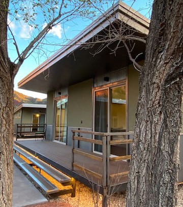 Zion National Park South Entrance House | Nama-Stay Cabin's 4/8 "NEW" Zion National Park