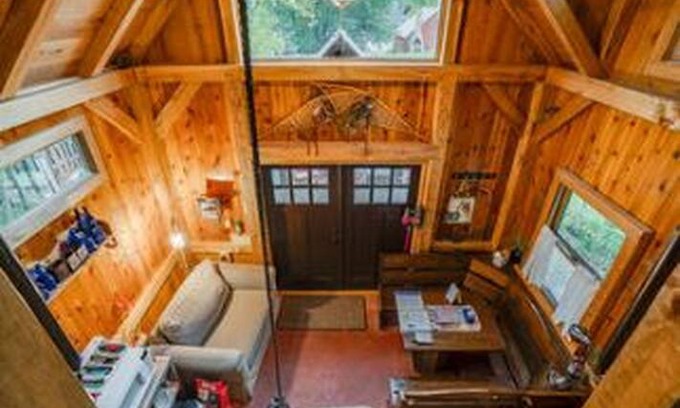 Upsala Cabin | Timber-frame cottage in heart of rural Minnesota