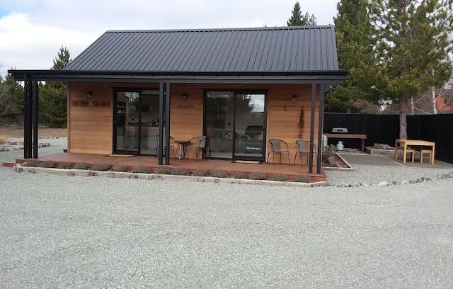 Twizel Cabin | The Cedar Cabin - Twizel (Free WiFi)