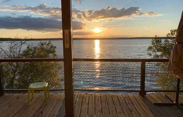 West Central Saskatchewan Cabin | Lake front cabin at Big Shell Lake