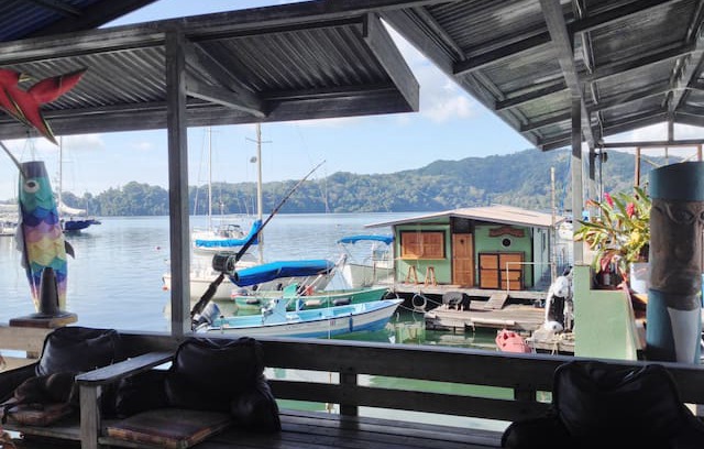 Golfito Boat Rental | Magic Carpet Houseboat