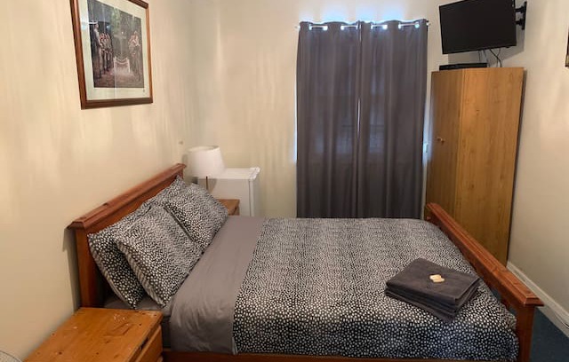 Penrith Bed & Breakfast | Australian Arms Hotel Accomdation