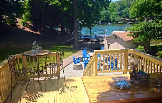 New London Cabin | Badin Lake Front Cottage with Fire Pit!