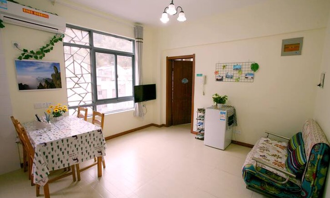 Tangkou Town Apartment | 两室一厅一卫合家欢公寓