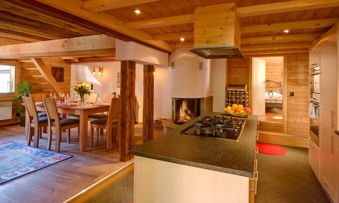 Zermatt City Centre Villa | The Old House - Zermatt 4 Guests