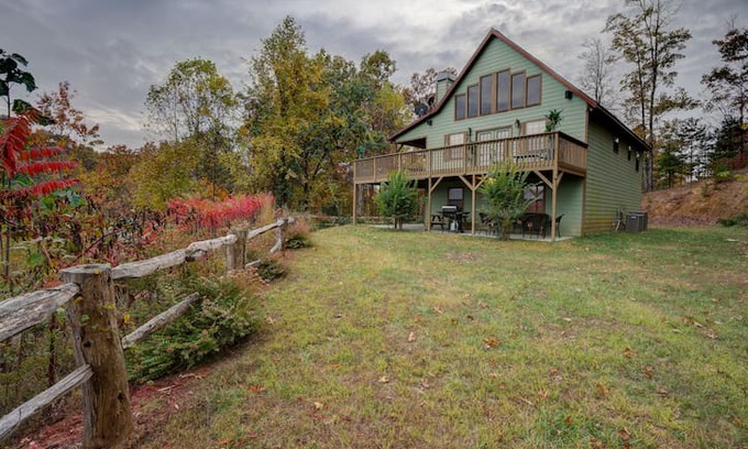 Bryson City Cabin | No Worries-Beautiful House - Spectacular Views -