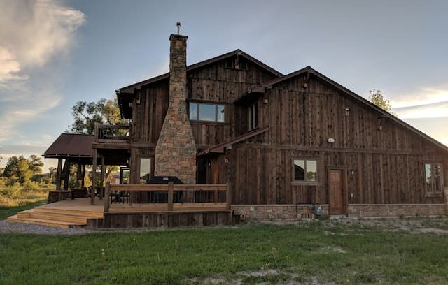Dillon House | Luxurious Hideaway on Beaverhead River- RiverHouse