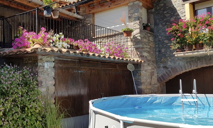 Les Iglesies House | Holiday Home 'Teule 1' with Mountain View, Shared Pool and Wi-Fi