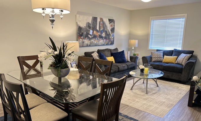 Saskatoon House | Amazing 4Bedroom Single Home - Suitable for Families & Groups