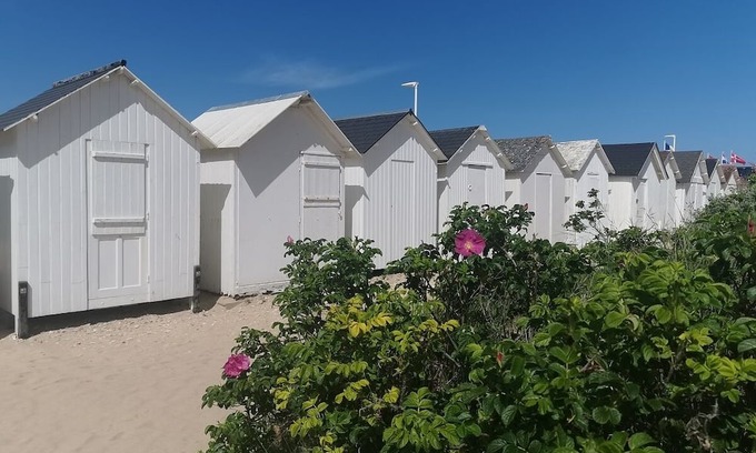 Bernieres-sur-Mer House | Maison Plage à Pieds Jaccuzi Normandie Plages du Débarquement