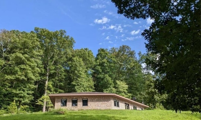 Kingston House | Riverten Gameroom