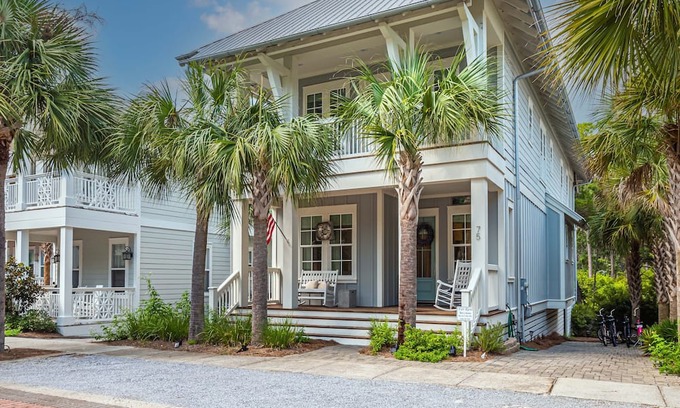 Seacrest Beach House | Mar y Arena, Seacrest stunner on nature trail; walk to Rosemary Beach. 4 bikes