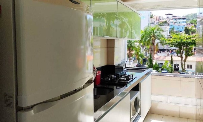 Pioneiros Apartment | Studio in BC, 500m. from the beach and Big Wheel!