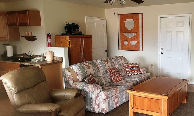 Pahrump Apartment | 5 STAR ESCAPE - Death Valley - Spring Mountain - Prairie Fire Nevada