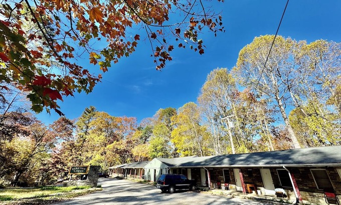 Linville Falls Cabin | Parkview Lodge & Cabins