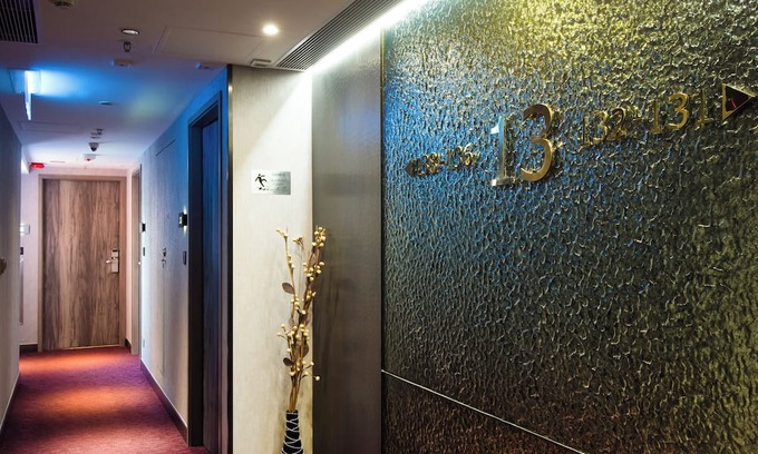 Tsim Sha Tsui Hotel | The Bauhinia Hotel Tsim Sha Tsui