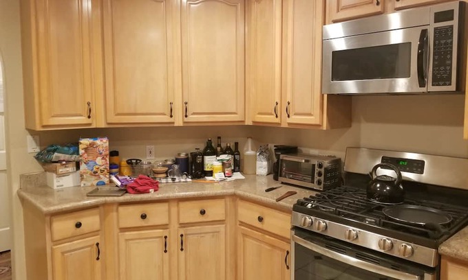 Menlo Park House | Charming 1-bedroom house in Menlo Park with Private Bath