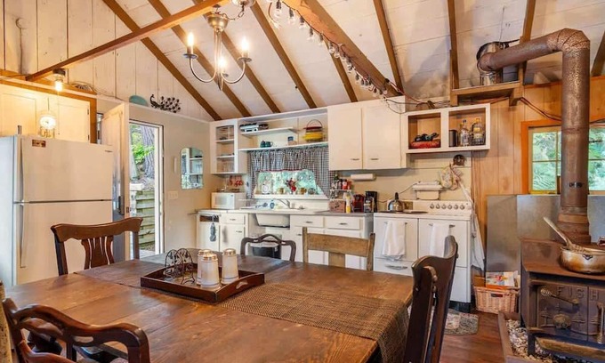 Big Pond Cabin | Lakefront Cabin Retreat with Kayaks & Fire Pit