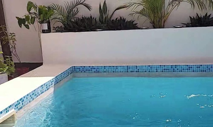 Pedasi House | Cozy Private Townhome in Pedasí, AC, WiFi, TV, Pool, Patio Furniture, Dining