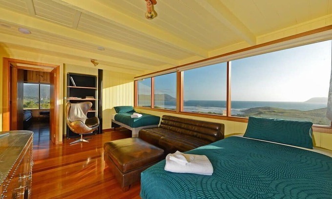 South Bruny House | Cloudy Bay Villa ~ some of the best sea views in Tasmania!