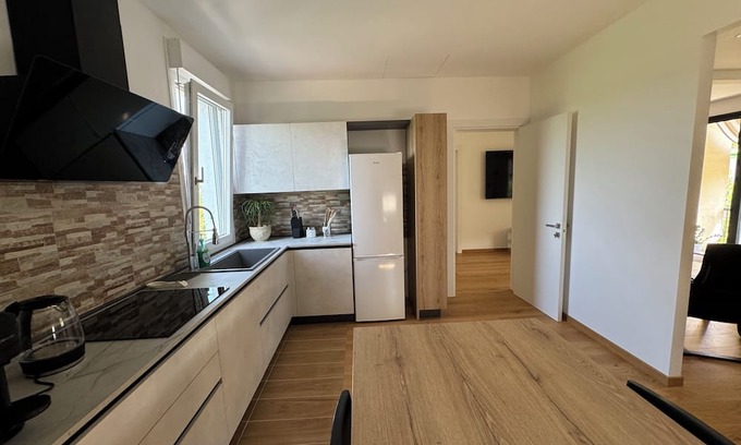 Padova House | Appartamento moderno zona tranquilla con parcheggio gratuito