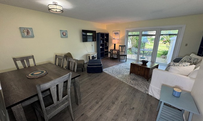 Brewster Condo | Wonderful Billington Village Townhome in Ocean Edge Resort near Cape Cod Bay!