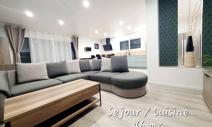 Pont-du-Chateau Villa | Profitez D'un Séjour Inoubliable Dans une Villa Spacieuse et Bien Équipée