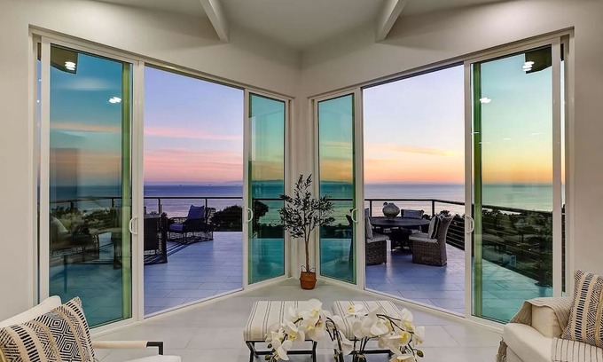 Summerland House | Discover the Charm of Golden Gate Avenue