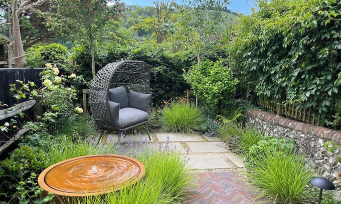 Clayton Cottage | Cosy cottage with 2 bedrooms, in the South Downs National Park