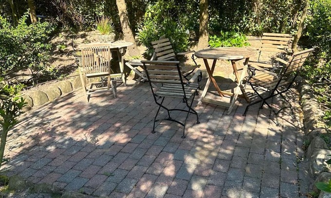Kleinmorsum Apartment | Schickes Kleines 1-zimmer-appartement im Erdgeschoss. 20 qm für 2 Personen. - Uasterhörn Morsum