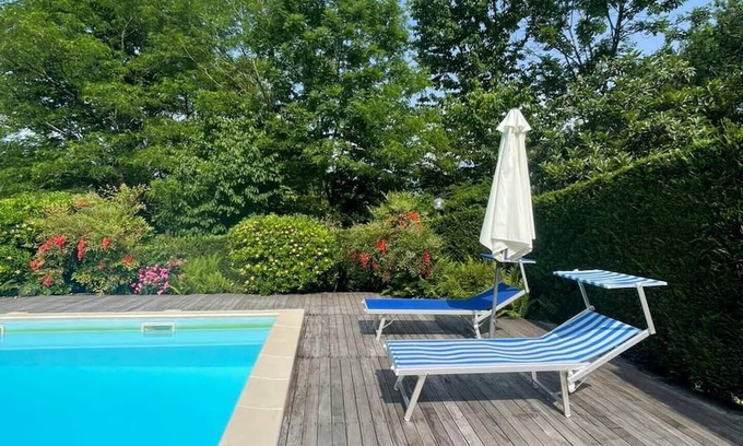 Colico Ski Chalet | Borgo Antico Guest House with panoramic swimming pool