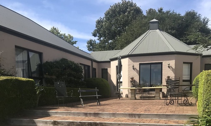 Robertson Bed & Breakfast | Greengate bed and breakfast green room